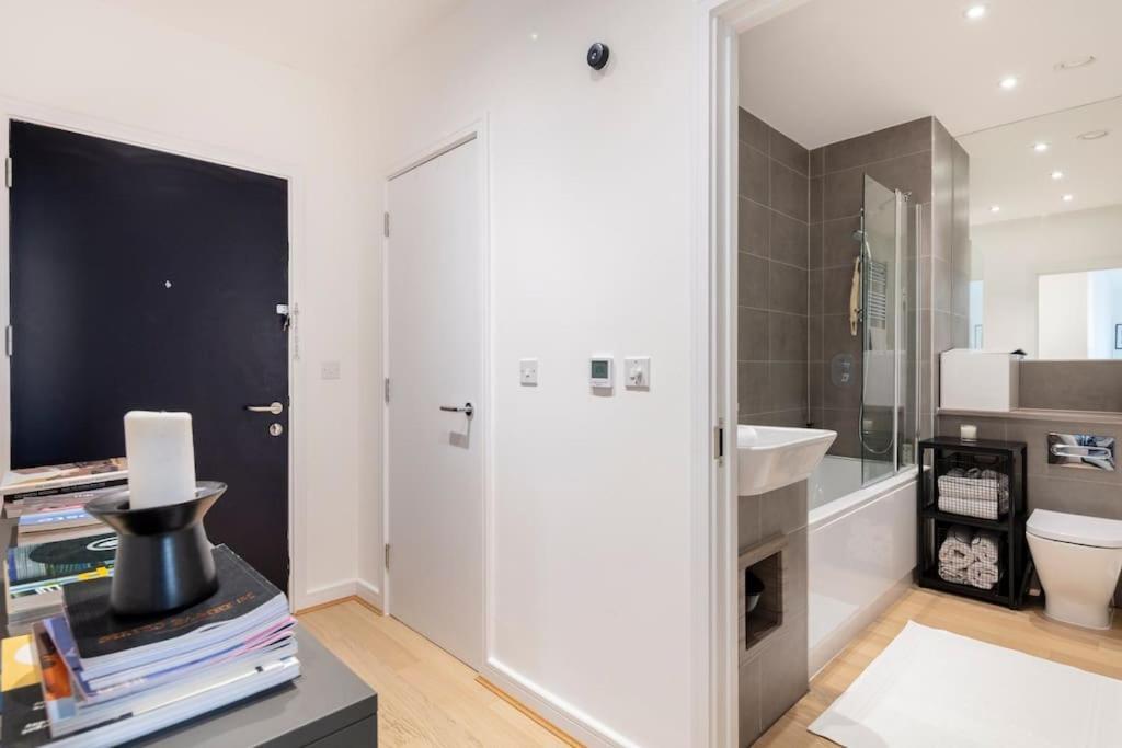 Cozy Flat In Hip East London Apartment ภายนอก รูปภาพ